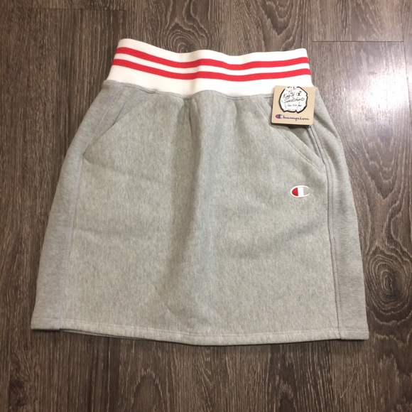 💥FINAL SALE💥 Champion Skirt - Picture 5 of 8